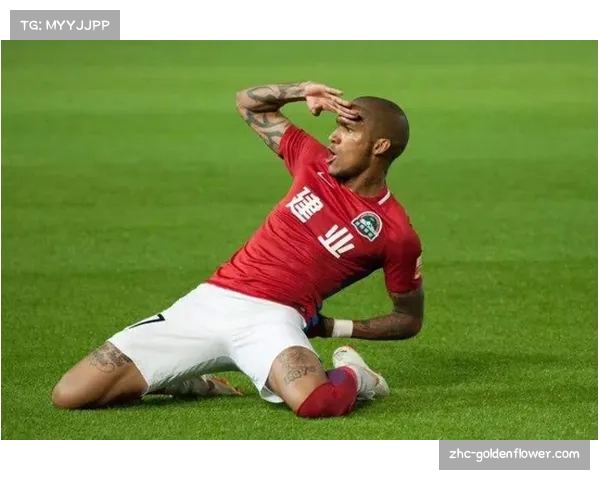 卡兰加脾脏重伤后复出,成为建业保级功臣 卡兰加脾脏重伤后复出,成为建业保级功臣