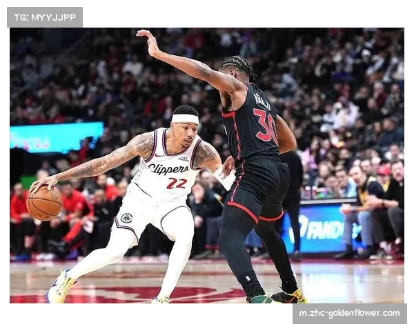 泰伦卢快船内线危机 洛佩兹使用与小型阵容尝试